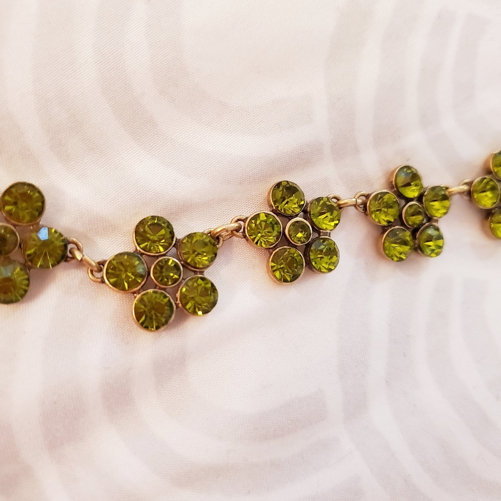 Ann Taylor Gold Choker with Green Gemstone Flowers - Picture 2 of 3